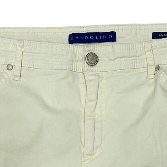 Bandolino Amalia Shorts Women's Size 16 Yellow High Rise Flat Front Twill - Picture 2 of 8